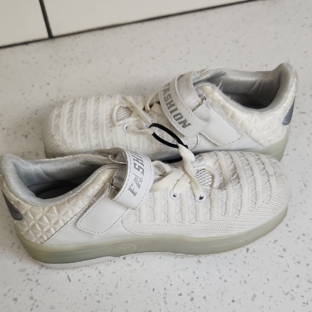 Kids Roller Skate Fashion White Sneakers